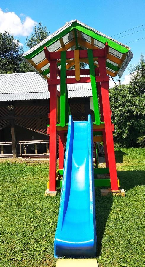 "Різьбярська Садиба" Slawske Exterior foto