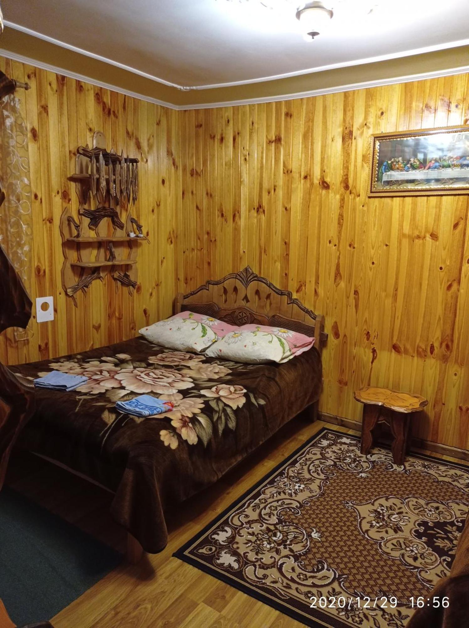 "Різьбярська Садиба" Slawske Zimmer foto