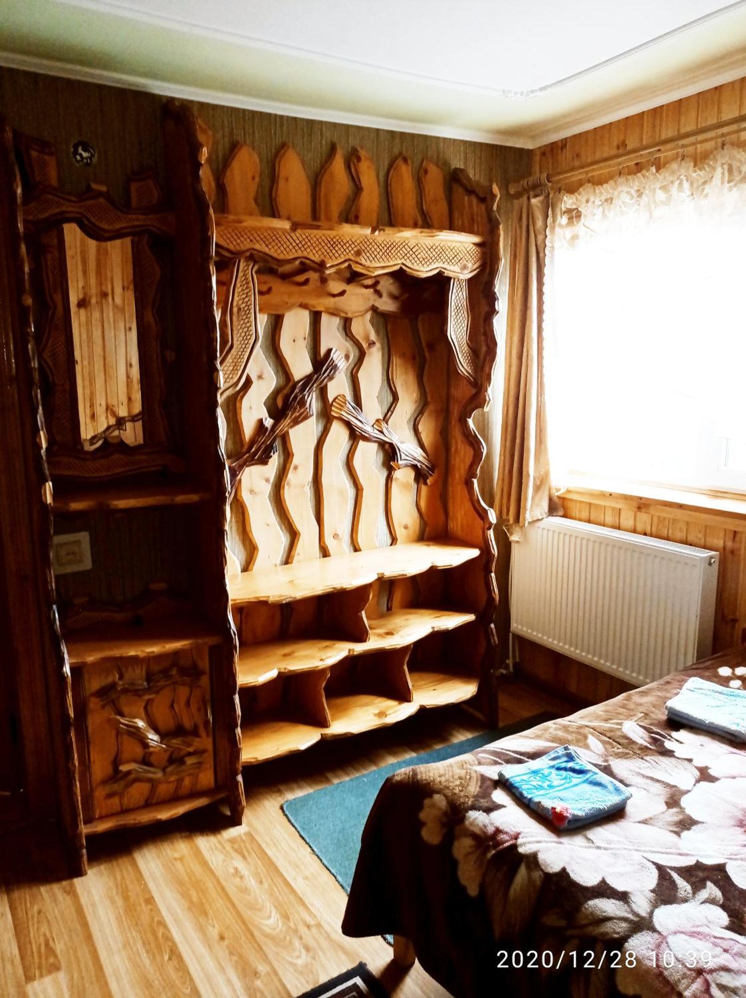 "Різьбярська Садиба" Slawske Zimmer foto