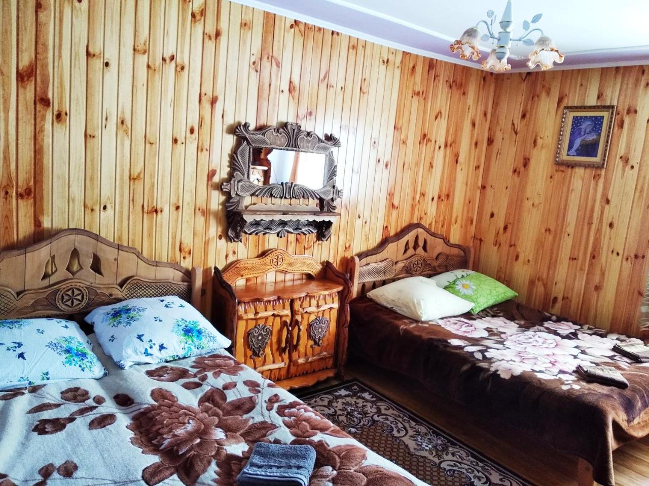 "Різьбярська Садиба" Slawske Exterior foto