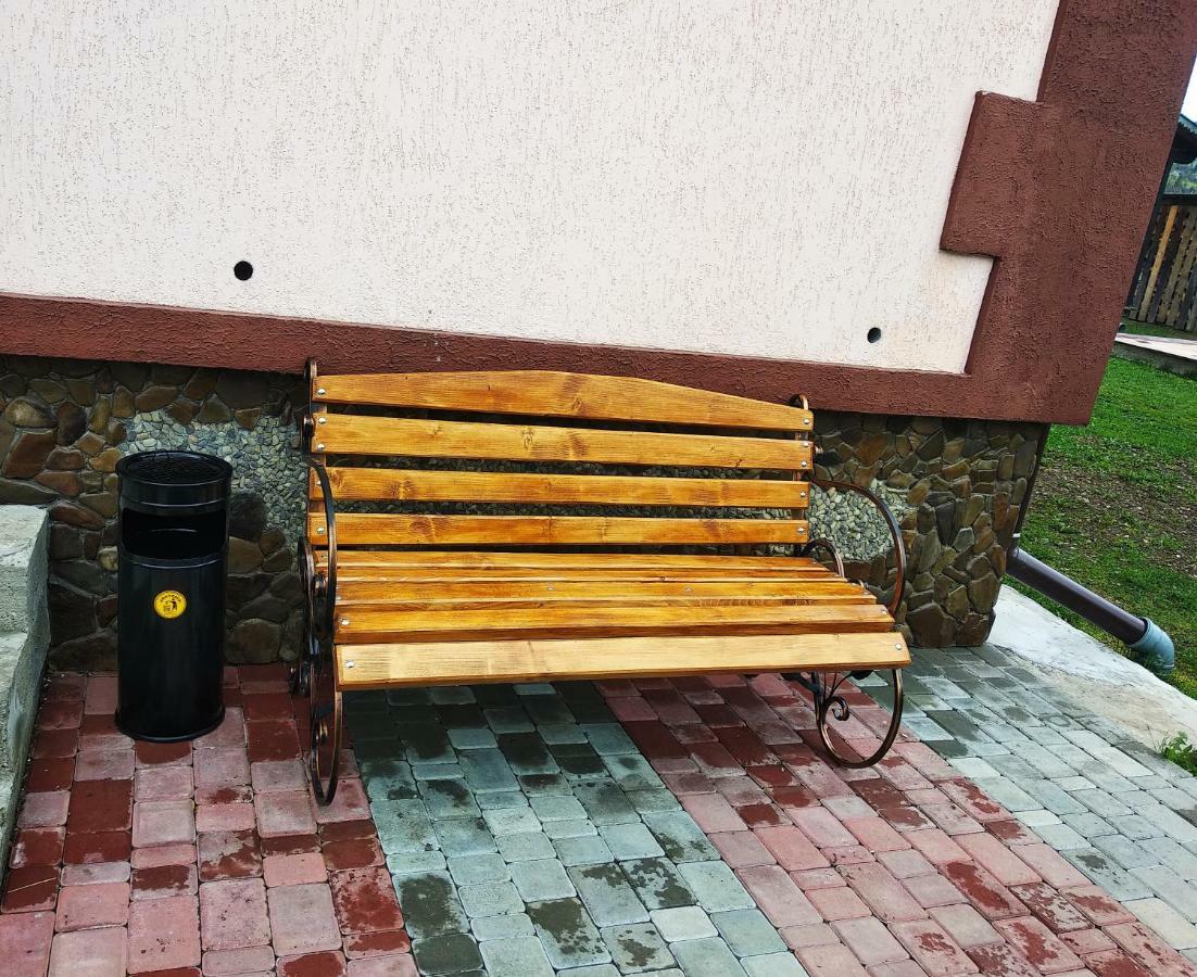 "Різьбярська Садиба" Slawske Exterior foto
