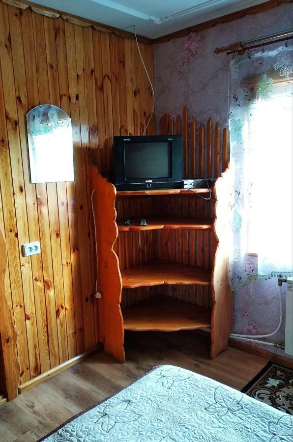 "Різьбярська Садиба" Slawske Exterior foto