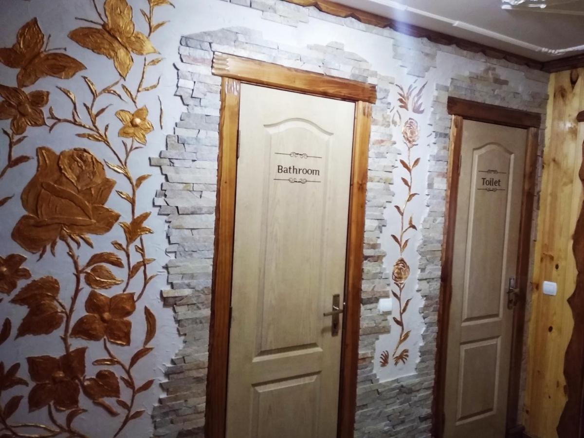 "Різьбярська Садиба" Slawske Exterior foto