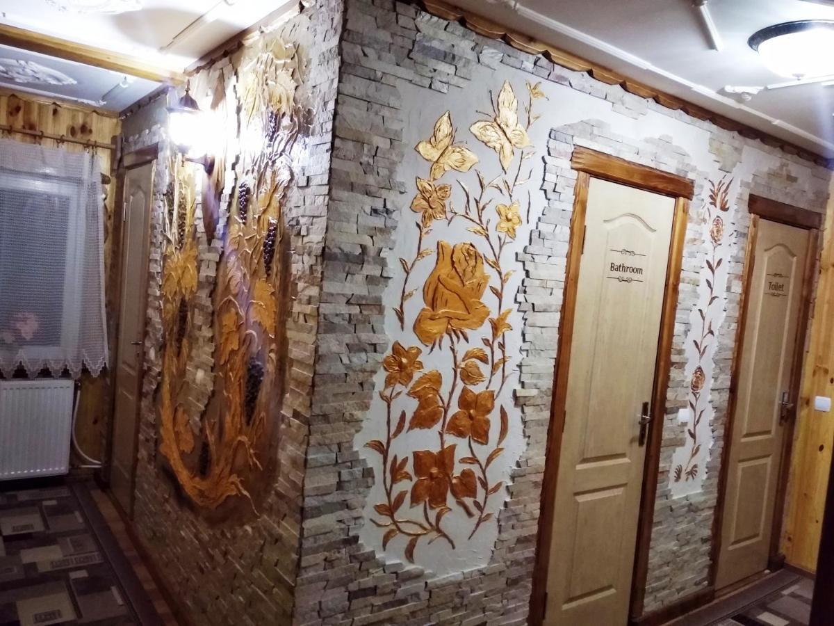 "Різьбярська Садиба" Slawske Exterior foto